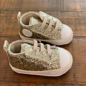 baby girl glitter converse